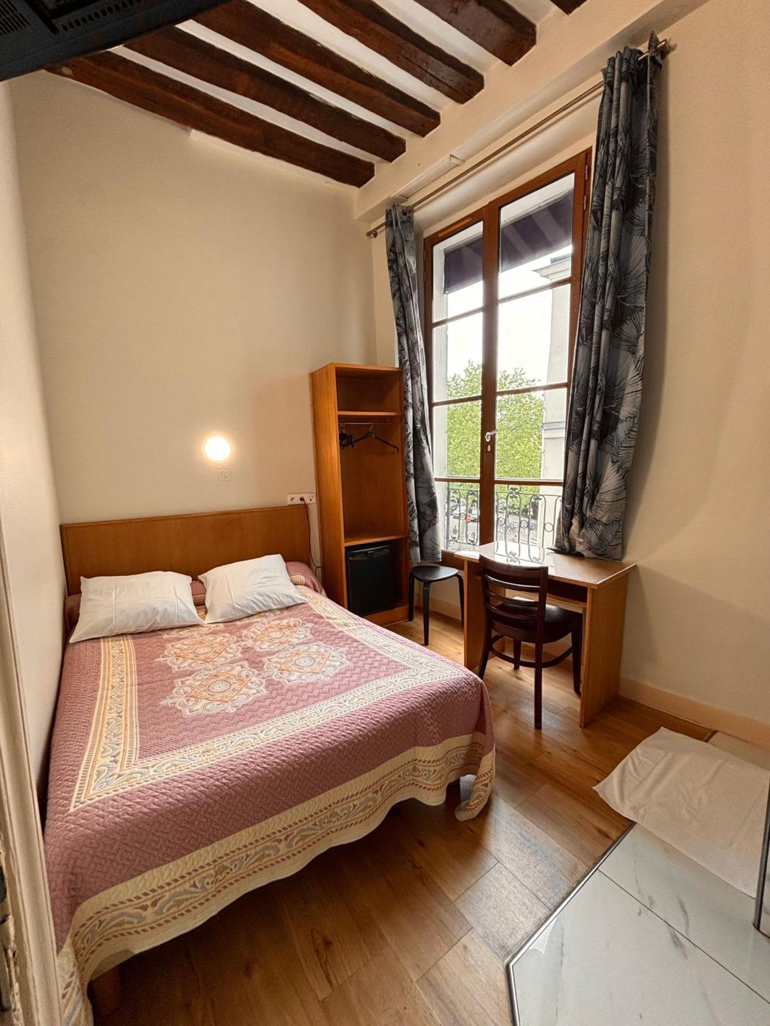 Hotel Des Fontaines Paryż Zewnętrze zdjęcie